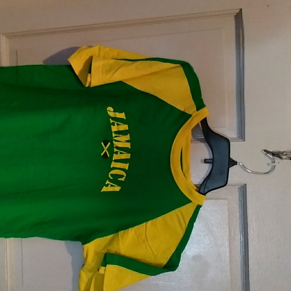 Shirt - Picture 3 of 3